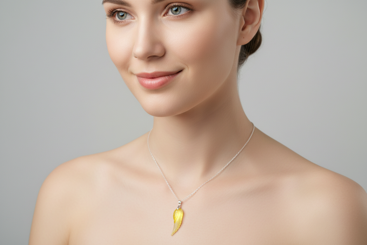 Resin Angel wing pendent and chain