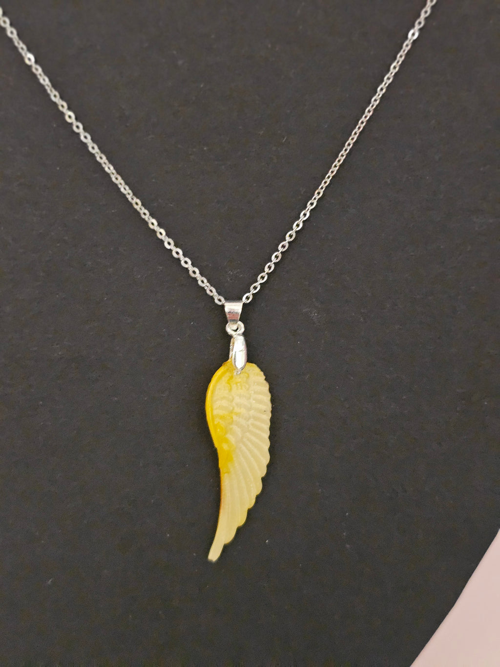 Resin Angel wing pendent and chain