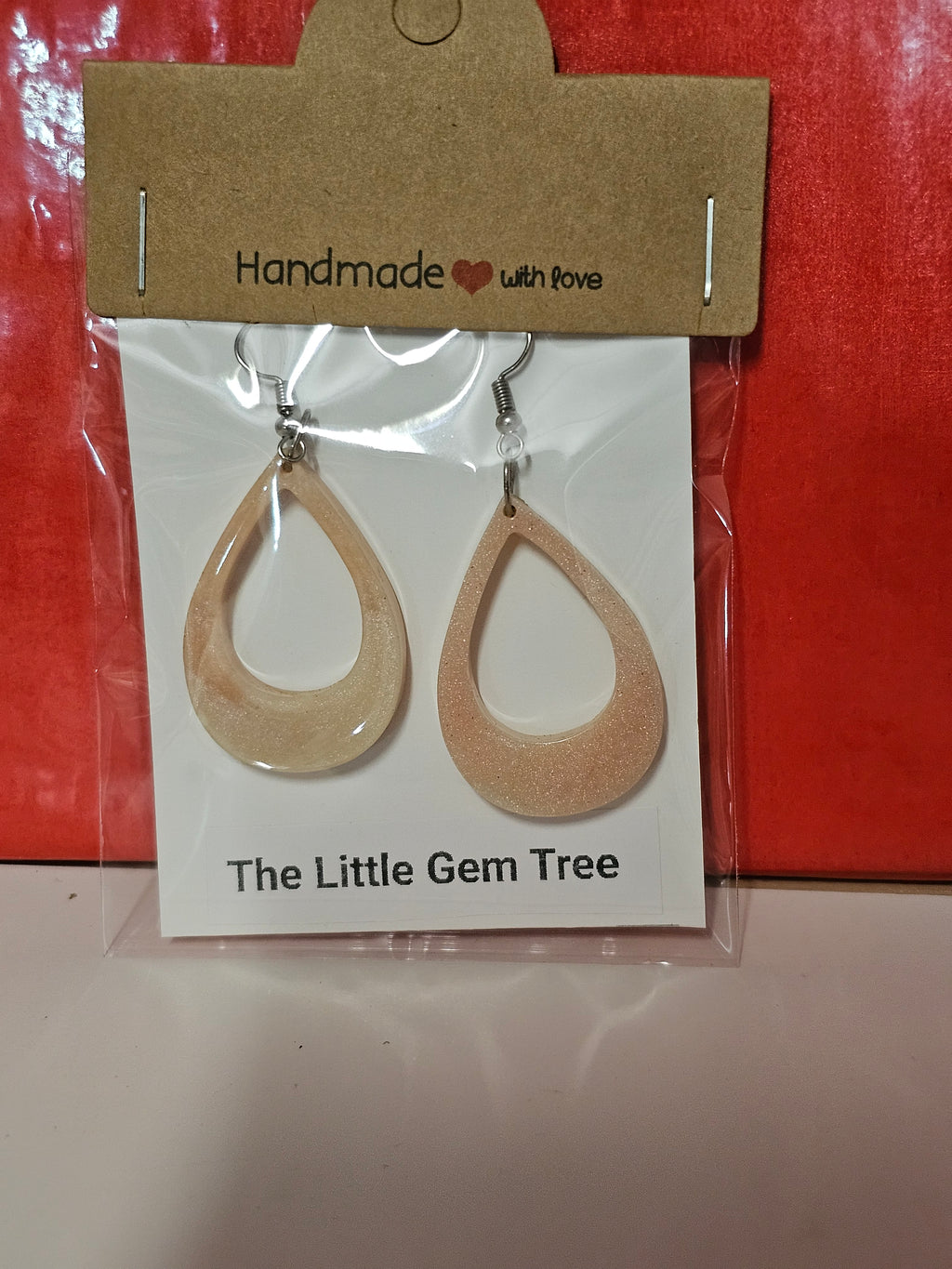 Resin tear drop