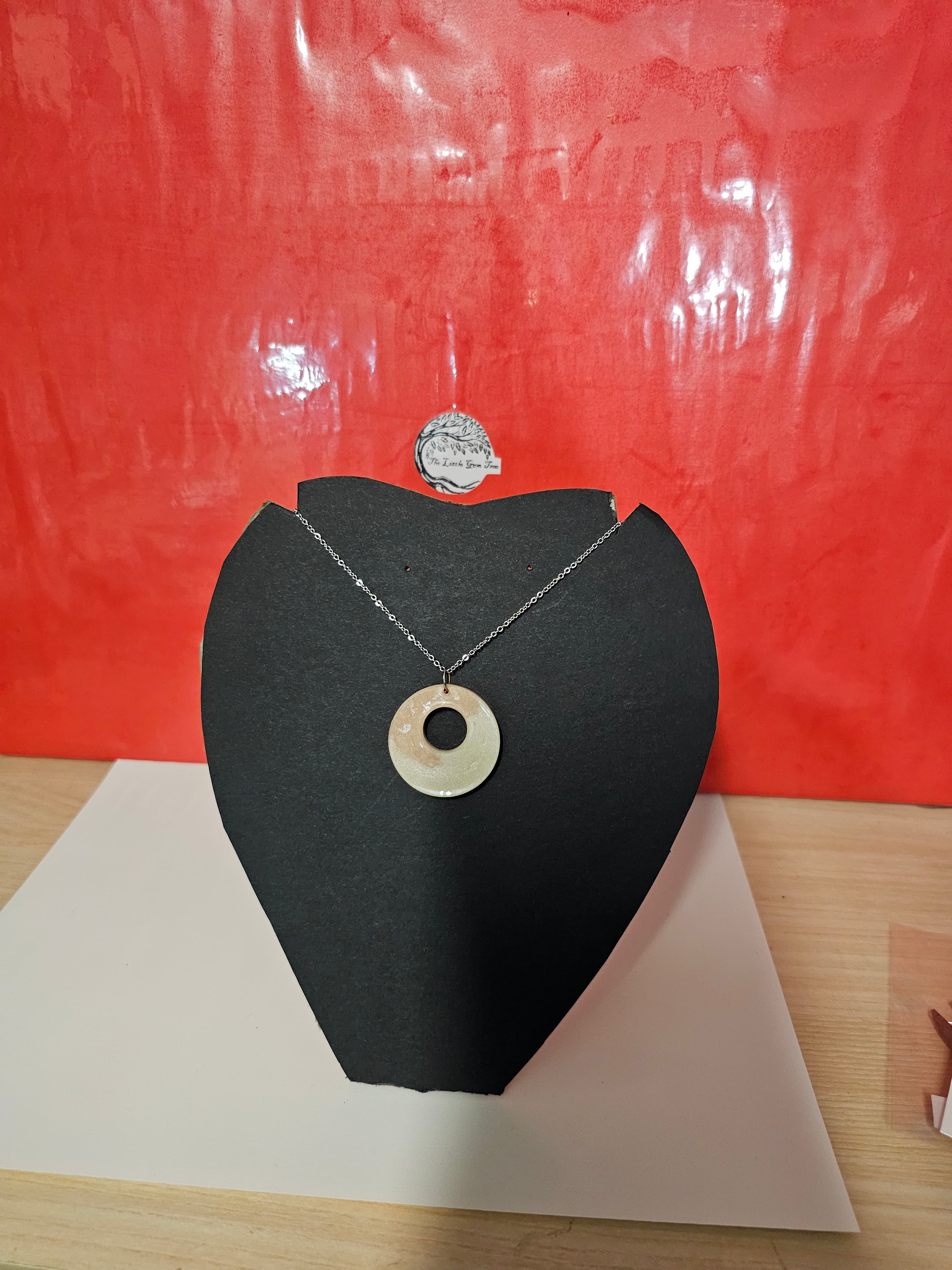 circular resin pendent and chain