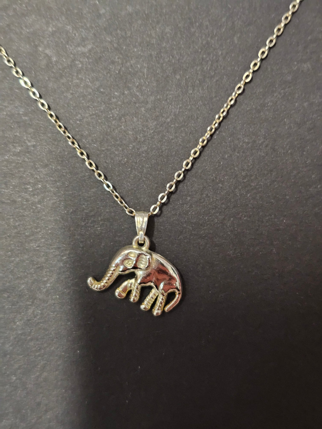elephant pendent