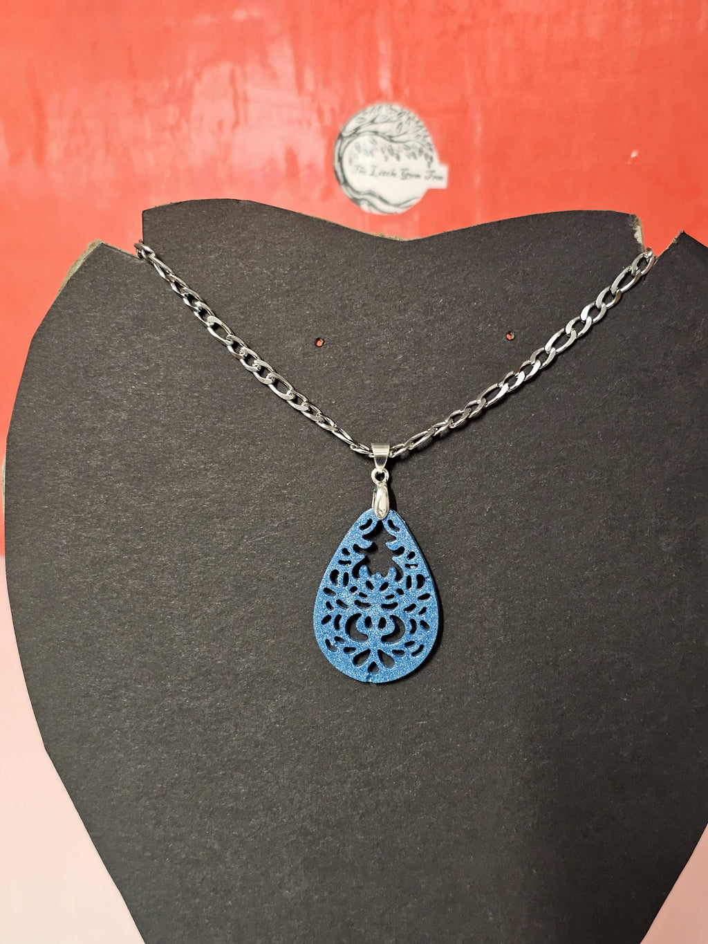 blue pattern tear drop pendent and chain